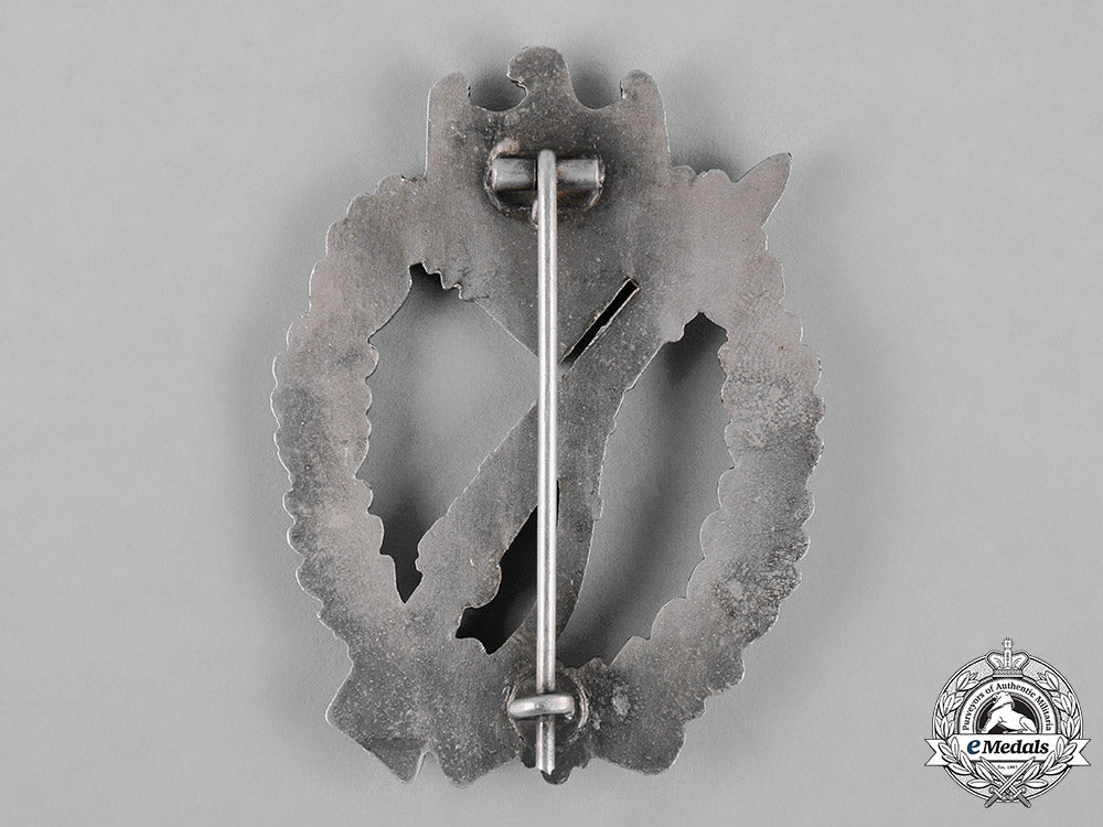 germany,_wehrmacht._an_infantry_assault_badge,_silver_grade_c18-050833