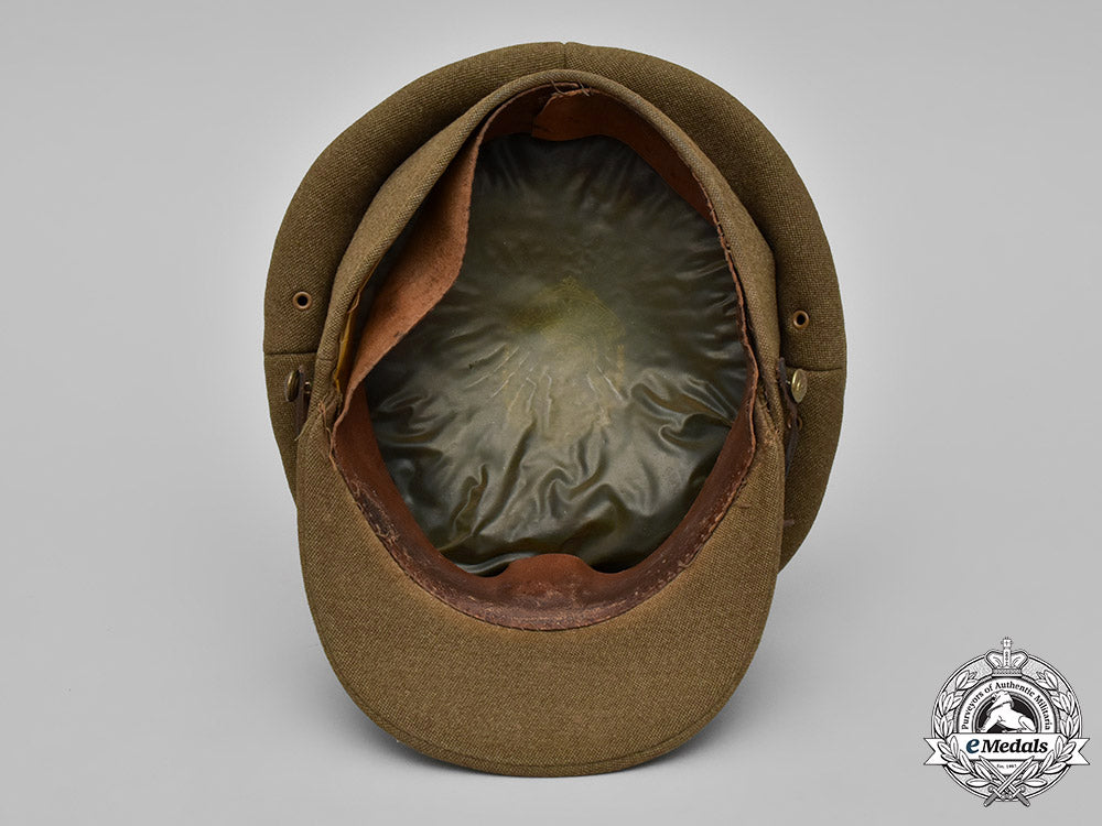 canada._a_queen’s_own_rifles_of_canada_officer's_visor_cap,_c.1939_c18-050996_1_1