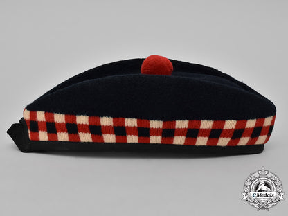 canada._a48_th_highlanders_of_canada_glengarry_cap,_c.1944_c18-051008