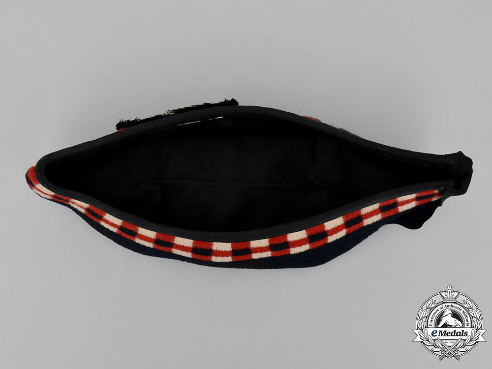 canada._a48_th_highlanders_of_canada_glengarry_cap,_c.1944_c18-051009