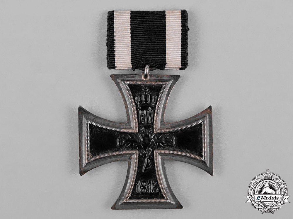 germany,_imperial._a1914_iron_cross,_ii_class,_with_case_c18-051041