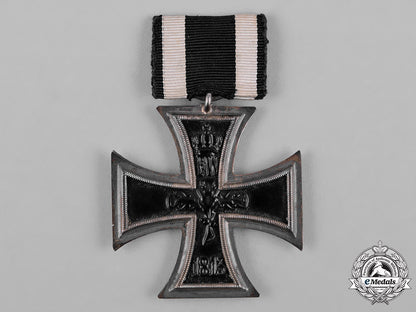 germany,_imperial._a1914_iron_cross,_ii_class,_with_case_c18-051041
