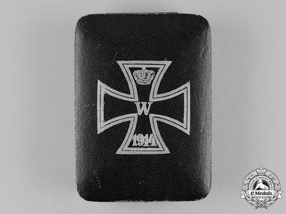 germany,_imperial._a1914_iron_cross,_ii_class,_with_case_c18-051044