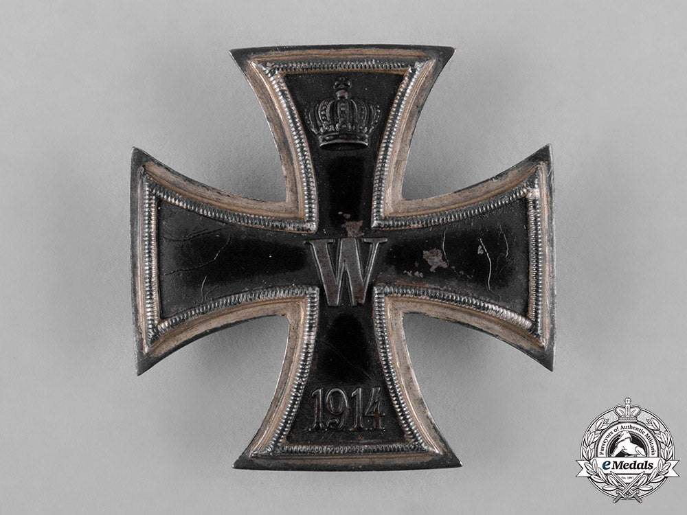 germany,_imperial._a1914_iron_cross,_i_class,_with_case_c18-051066