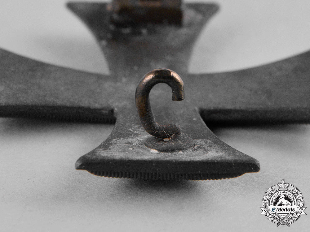 mecklenburg-_schwerin,_grand_duchy._a_military_merit_cross,_i_class,_c.1915_c18-051179_2