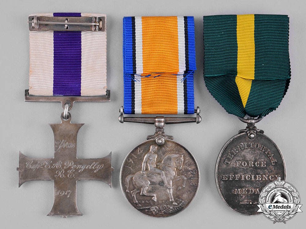 united_kingdom._a_military_cross_to_capt._pengelly,_for_leadership_at_ypres1917,_kia1918_c18-051324