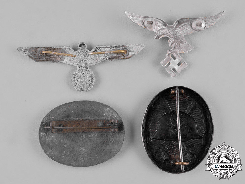 germany,_third_reich._a_lot_of_four_badges_c18-051407