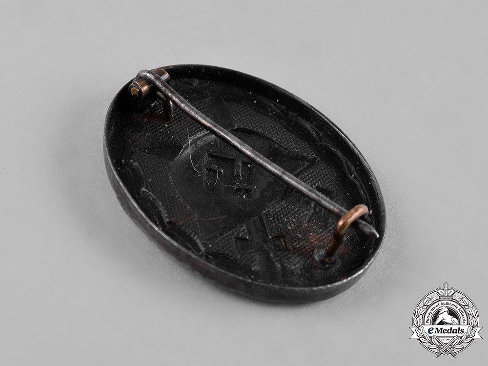 germany,_third_reich._a_lot_of_four_badges_c18-051412