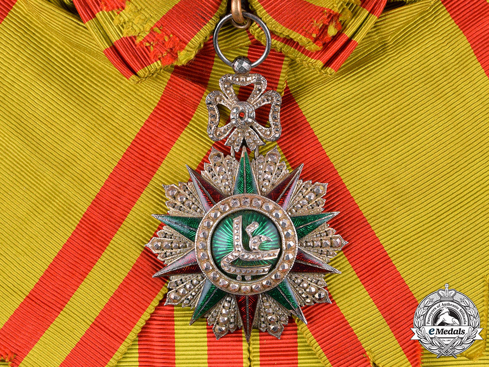 tunisia,_french_protectorate._an_order_of_glory,_i_class_grand_cross,_c.1890_c18-051649_2_1_1_1