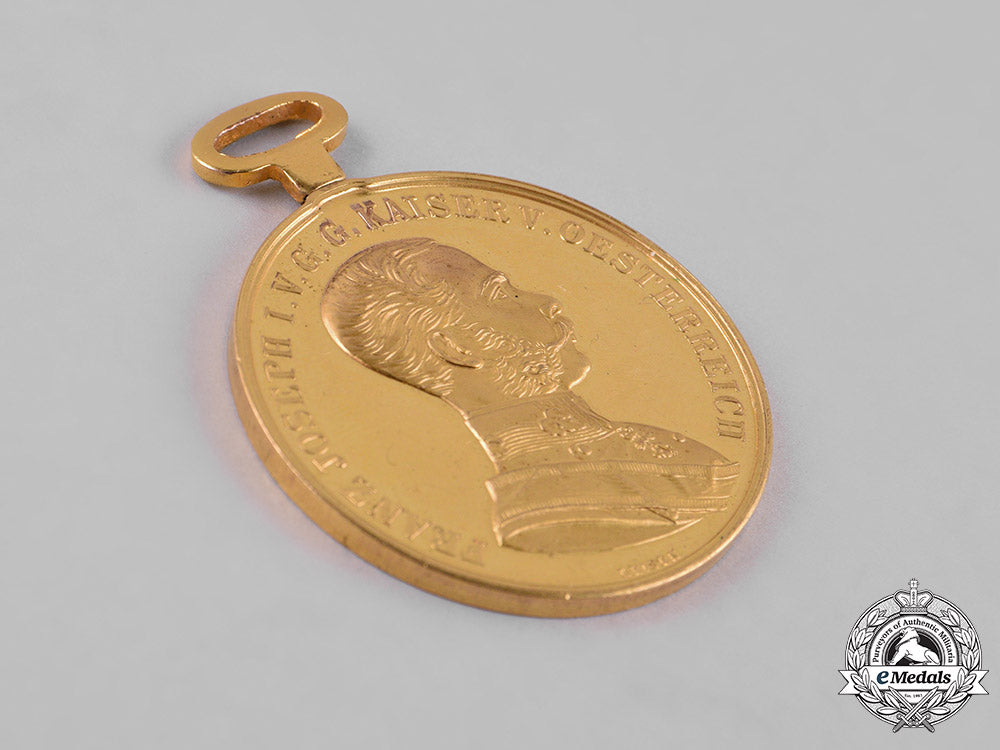 austria,_imperial._a_bravery_medal,_gold_grade,_c.1916_c18-051728