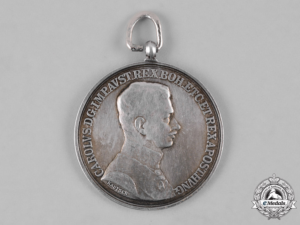 austria,_imperial._a_silver_bravery_medal,_ii_class_with_officer’s_decoration,_c.1917_c18-051738