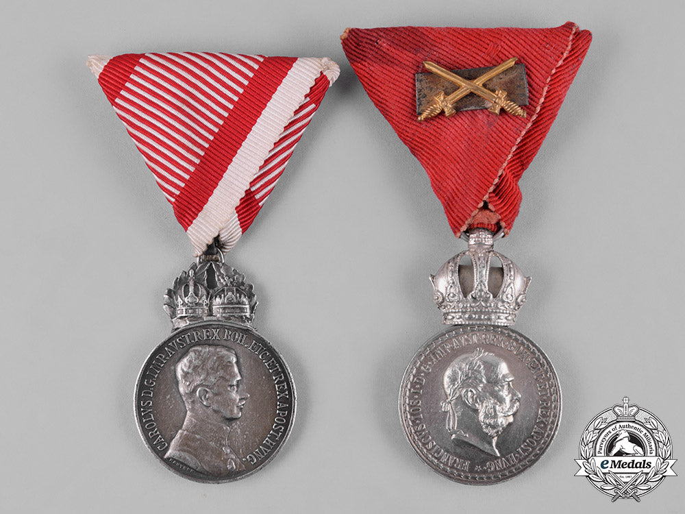 austria,_imperial._a_pair_of_military_merit_medals_c18-051741