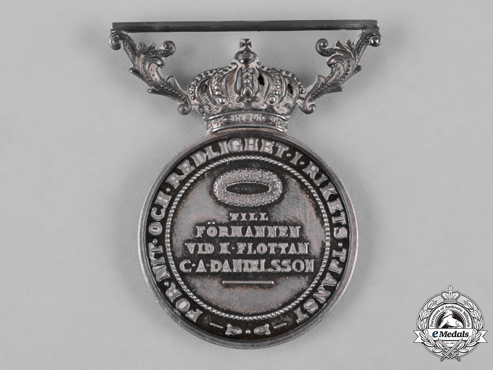 sweden,_kingdom._a_medal_for_zeal_and_devotion,_ii_class,_silver_grade,_to_the_chairman_of_the_fleet_a._danielsson_c18-051781