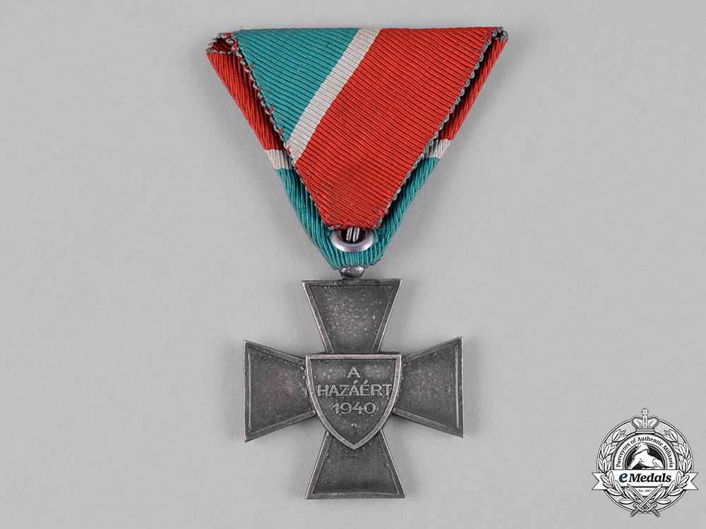 hungary,_kingdom._a_national_defence_cross,_c.1940_c18-051790