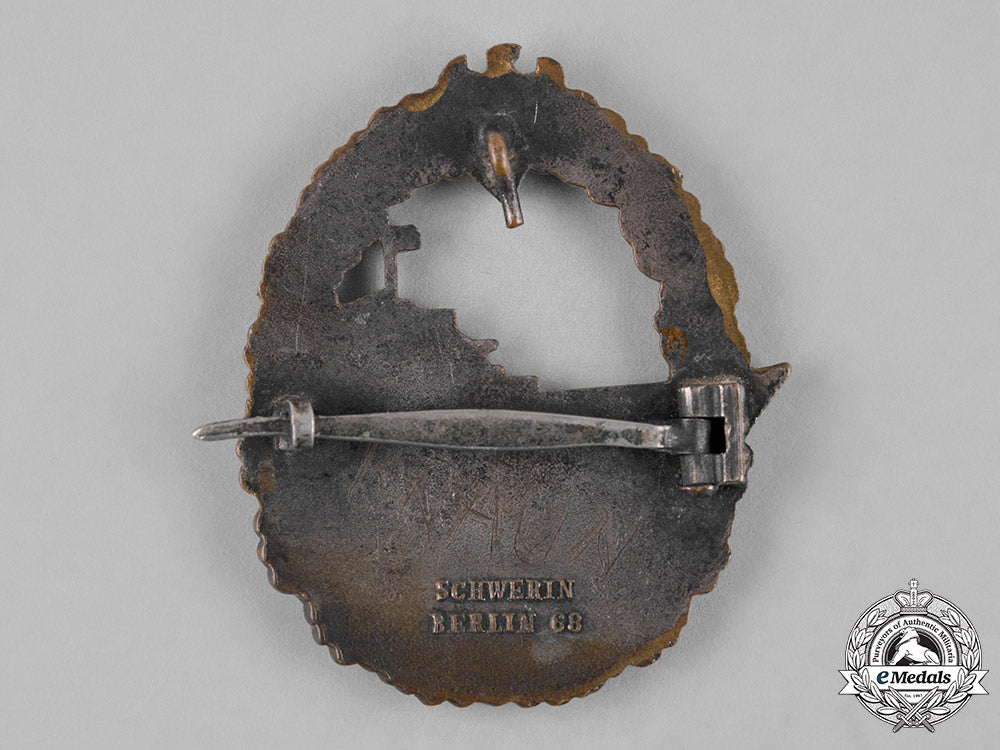 germany,_kriegsmarine._a_destroyer_war_badge,_by_c._schwerin&_sohn_c18-051919