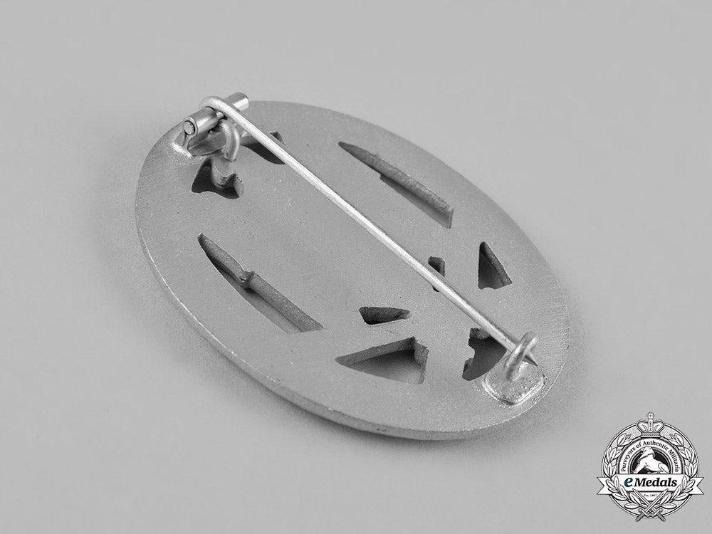 germany,_wehrmacht._a_general_assault_badge_c18-052035