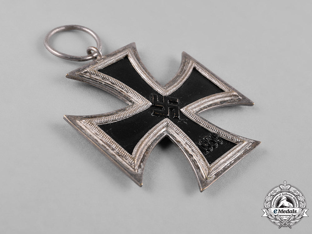 germany,_wehrmacht._a1939_iron_cross_ii_class_c18-052041