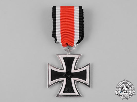 germany,_wehrmacht._a1939_iron_cross_ii_class_c18-052050