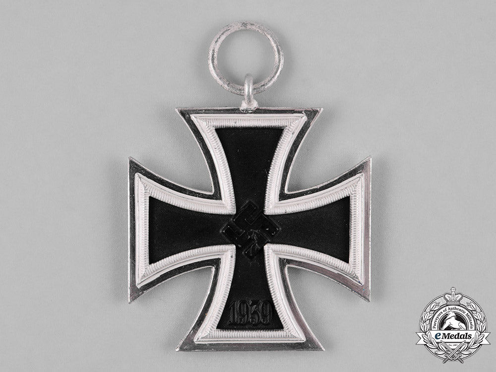 germany,_wehrmacht._a1939_iron_cross_ii_class_c18-052051