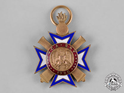 united_states._a_veteran_corps_of_artillery_of_the_state_of_new_york_membership_badge,_c.1920_c18-052211_1