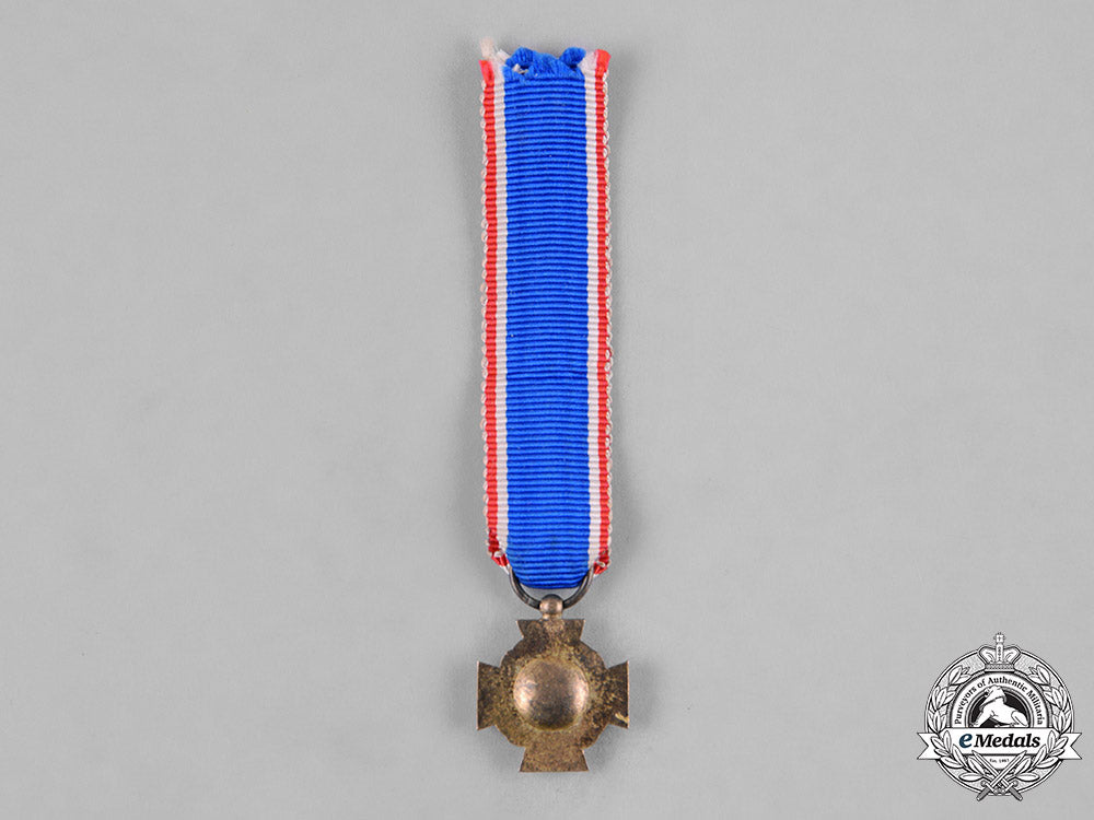 united_states._an_order_of_lafayette_with_miniature,_c.1965_c18-052268