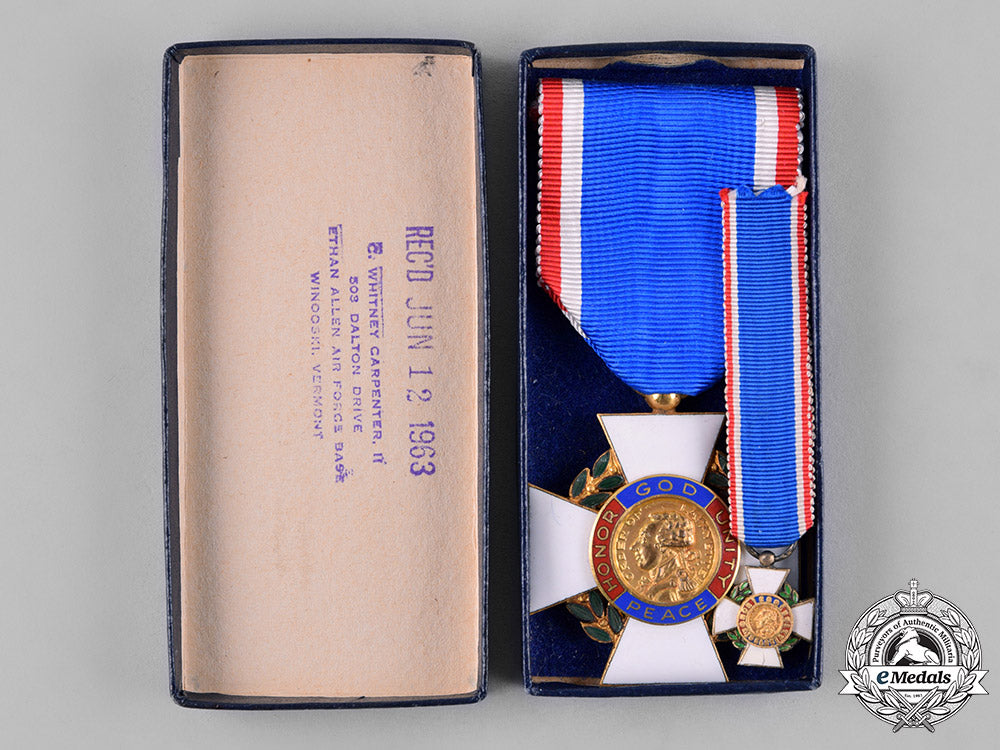 united_states._an_order_of_lafayette_with_miniature,_c.1965_c18-052269