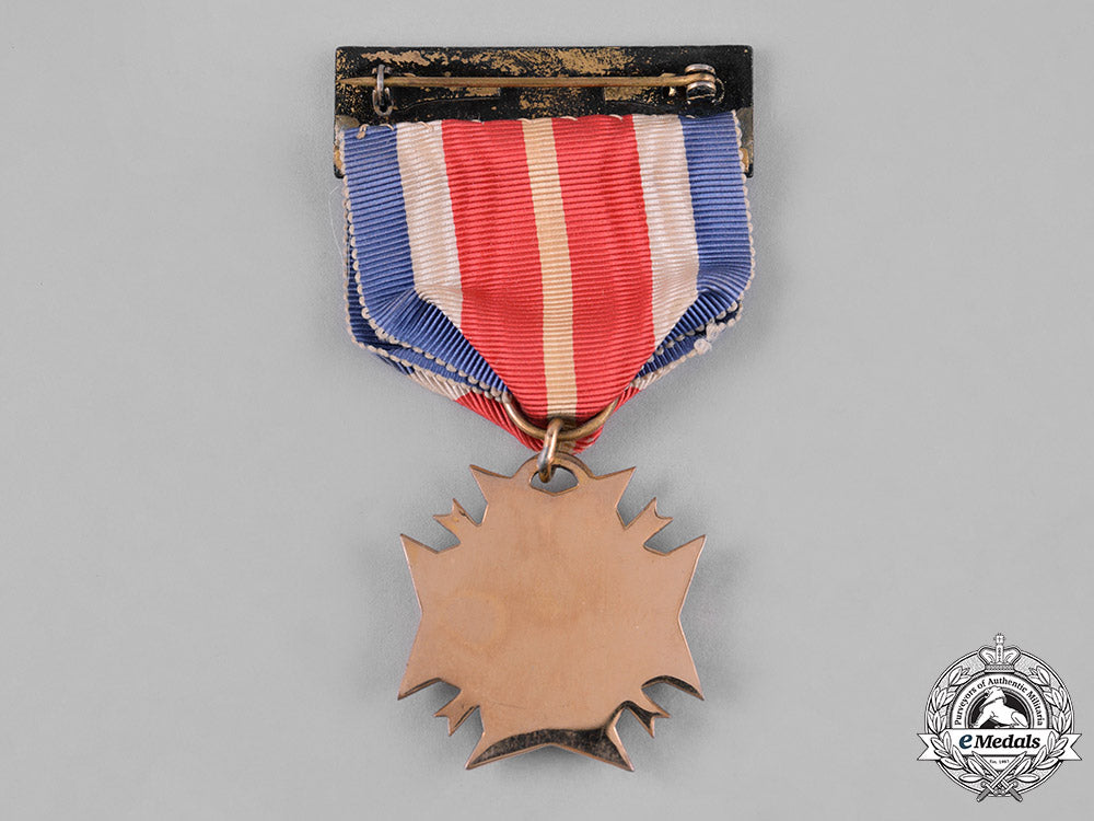 united_states._a_veterans_of_foreign_wars_of_the_united_states_past_post_commander's_membership_badge_c18-052353