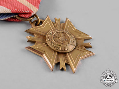 united_states._a_veterans_of_foreign_wars_of_the_united_states_past_post_commander's_membership_badge_c18-052355
