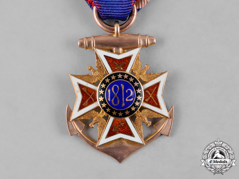 united_states._general_society_of_the_war_of1812_membership_badge_in_gold_c18-052386_1
