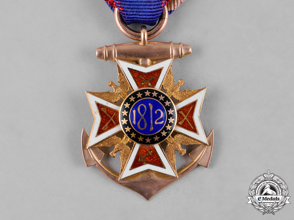 united_states._general_society_of_the_war_of1812_membership_badge_in_gold_c18-052386_1