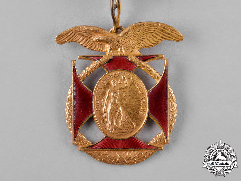 united_states._a_military_order_of_the_world_wars_past_commander's_membership_badge,_c.1945_c18-052431_1