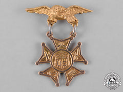 United States. An Army And Navy Union Membership Badge In Gold, C.1946