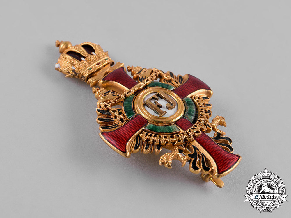 austria,_imperial._an_order_of_franz_joseph,_officer’s_cross_with_war_decoration,_by_vincenz_mayer’s_söhne,_c.1910_c18-052662
