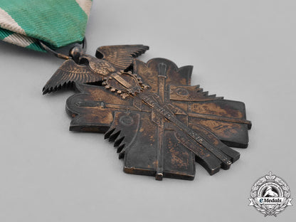 japan,_empire._an_order_of_the_golden_kite,_vii_class_with_case,_c.1940_c18-052878_1_1