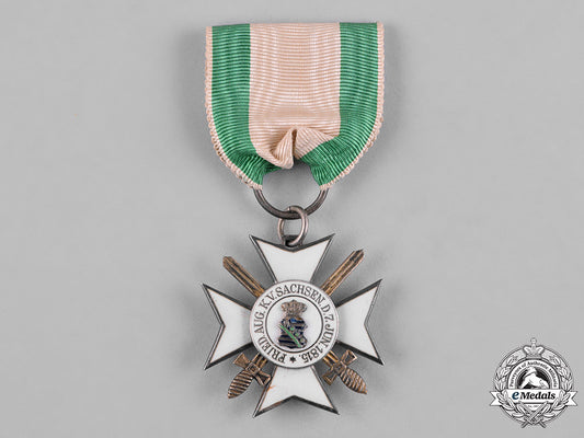 saxony,_kingdom._a_civil_merit_order,_ii_class_cross_with_swords,_by_scharffenberg,_c.1915_c18-052885