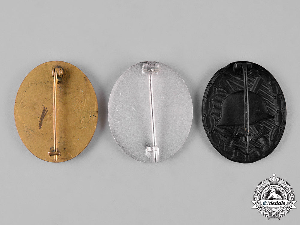 germany,_wehrmacht._a_group_of_wound_badges,_all_grades,1957_issue_c18-052980