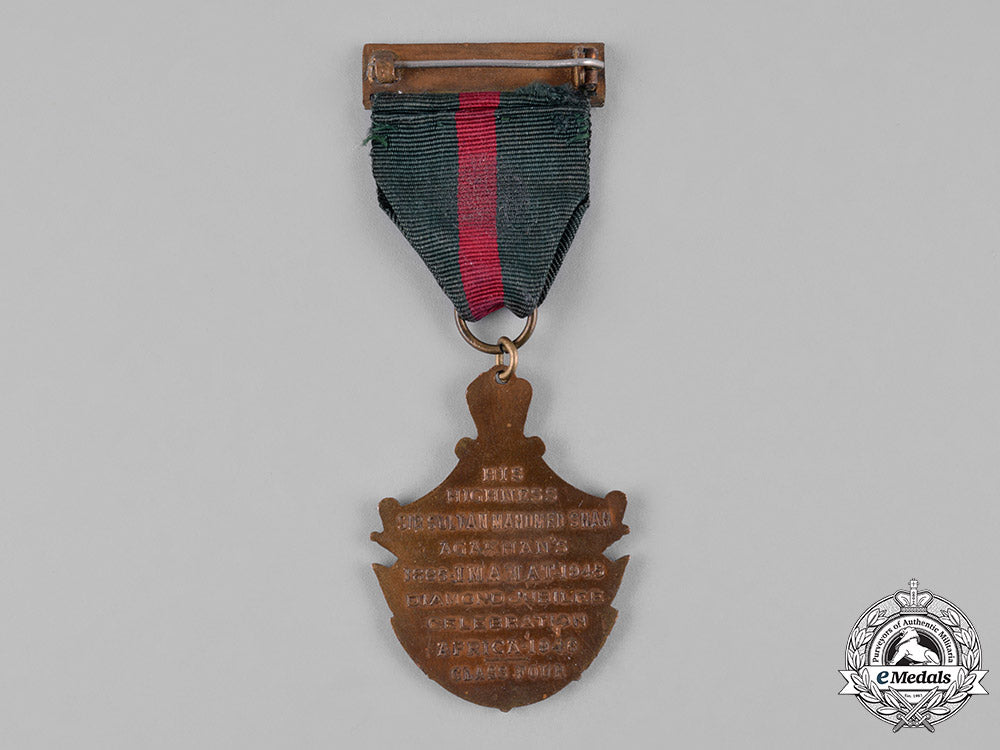 india,_pakistan._a_sir_sultan_muhammed_shah,_aga_khan_iii_diamond_jubilee_medal1885-1945_c18-053063