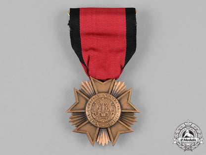haiti,_republic._a_military_medal,_army_issue,_c.1920_c18-053095