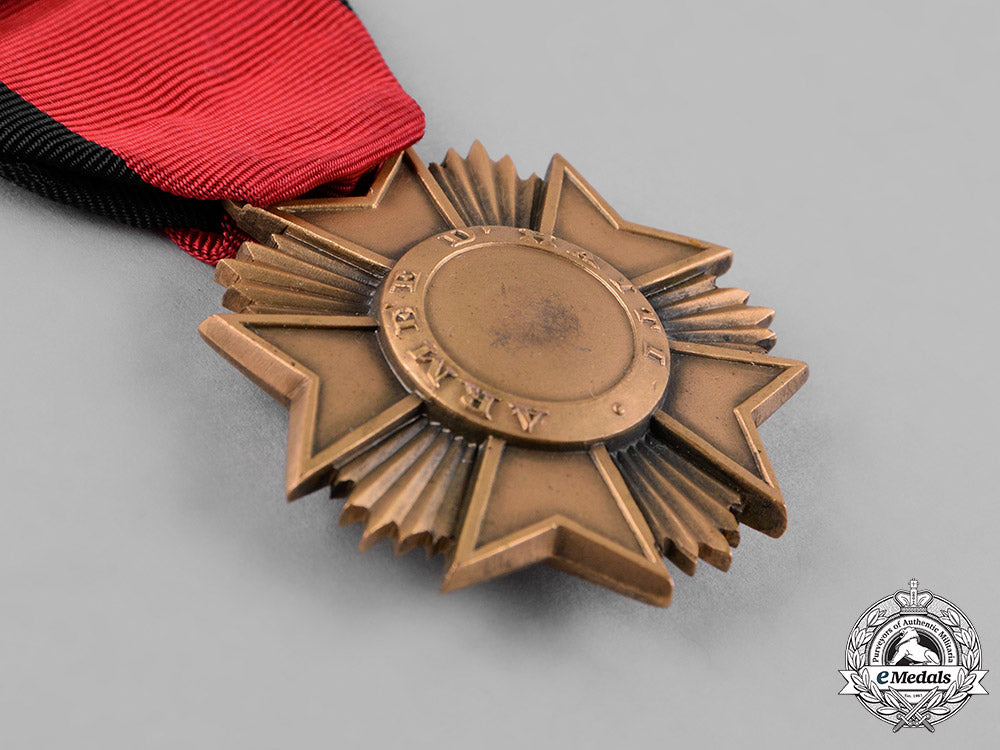 haiti,_republic._a_military_medal,_army_issue,_c.1920_c18-053097