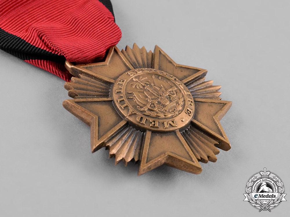 haiti,_republic._a_military_medal,_army_issue,_c.1920_c18-053098
