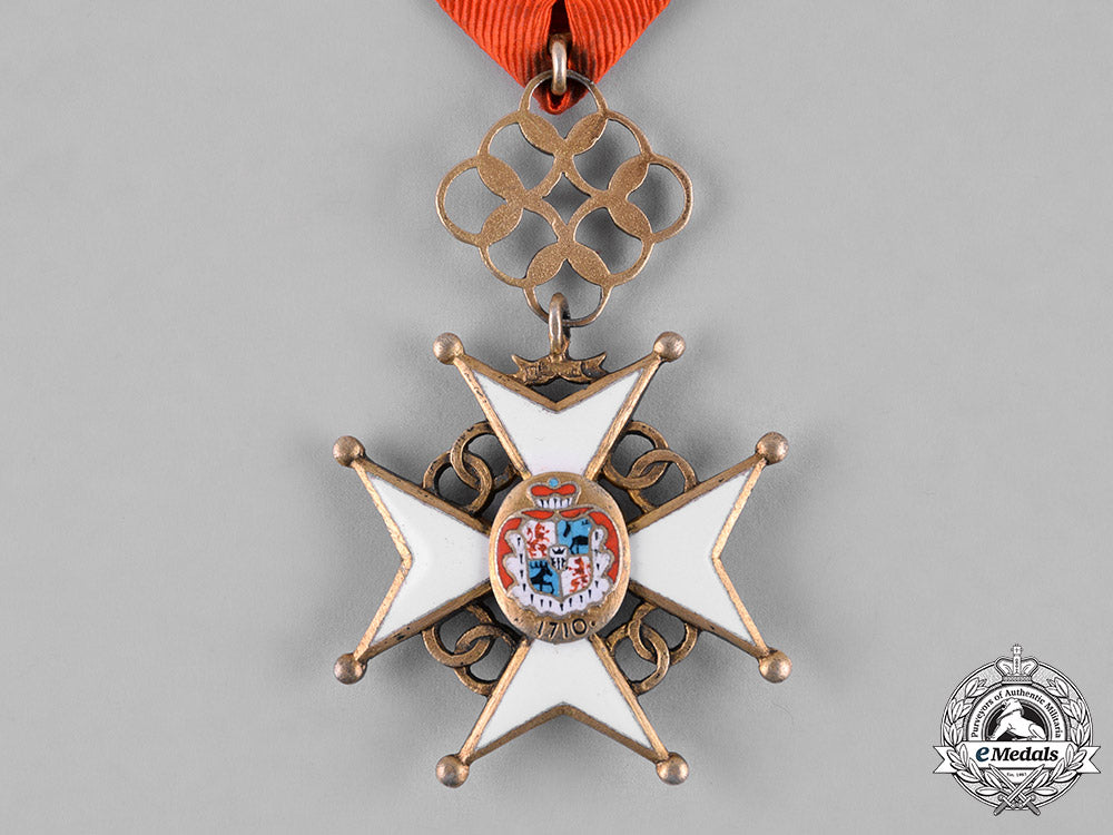 latvia,_republic._a_cross_of_recognition,_iv_class_badge,_c.1938_c18-053115