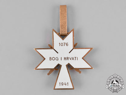 croatia,_independent_state._an_order_of_the_crown_of_king_zvonimir,_i_class_with_swords,_c.1941_c18-053154_1_1_1_1_1