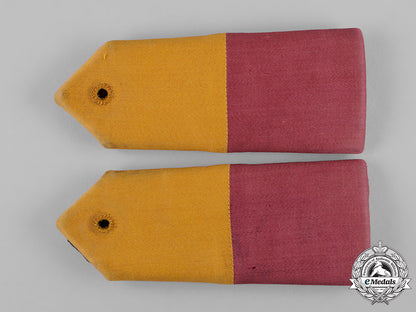 italy,_kingdom._a_shoulder_board_pair,_c.1940_c18-053233