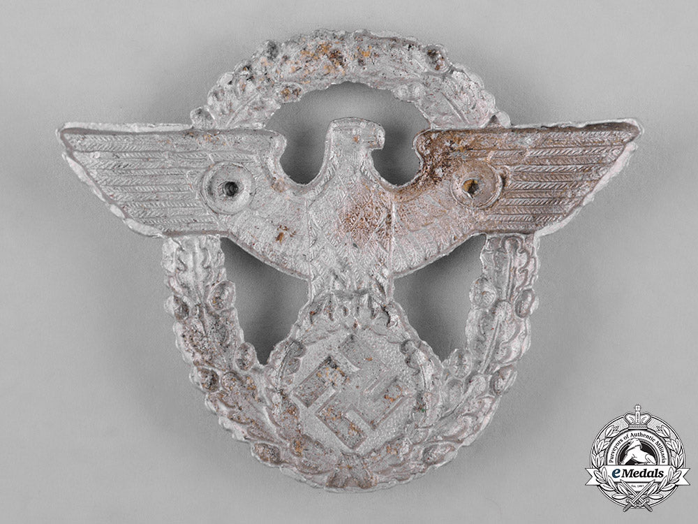 germany,_ordnungspolizei._a_pair_of(_order_police)_cap_insignia_c18-053256