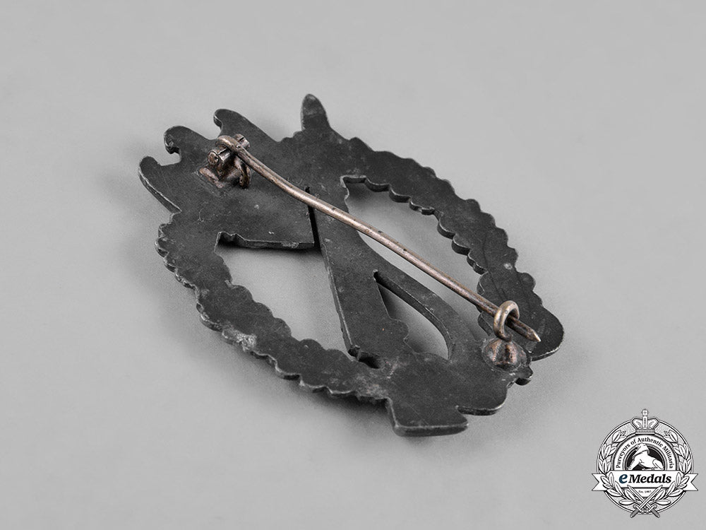 germany,_heer._an_infantry_assault_badge,_silver_grade_c18-053308