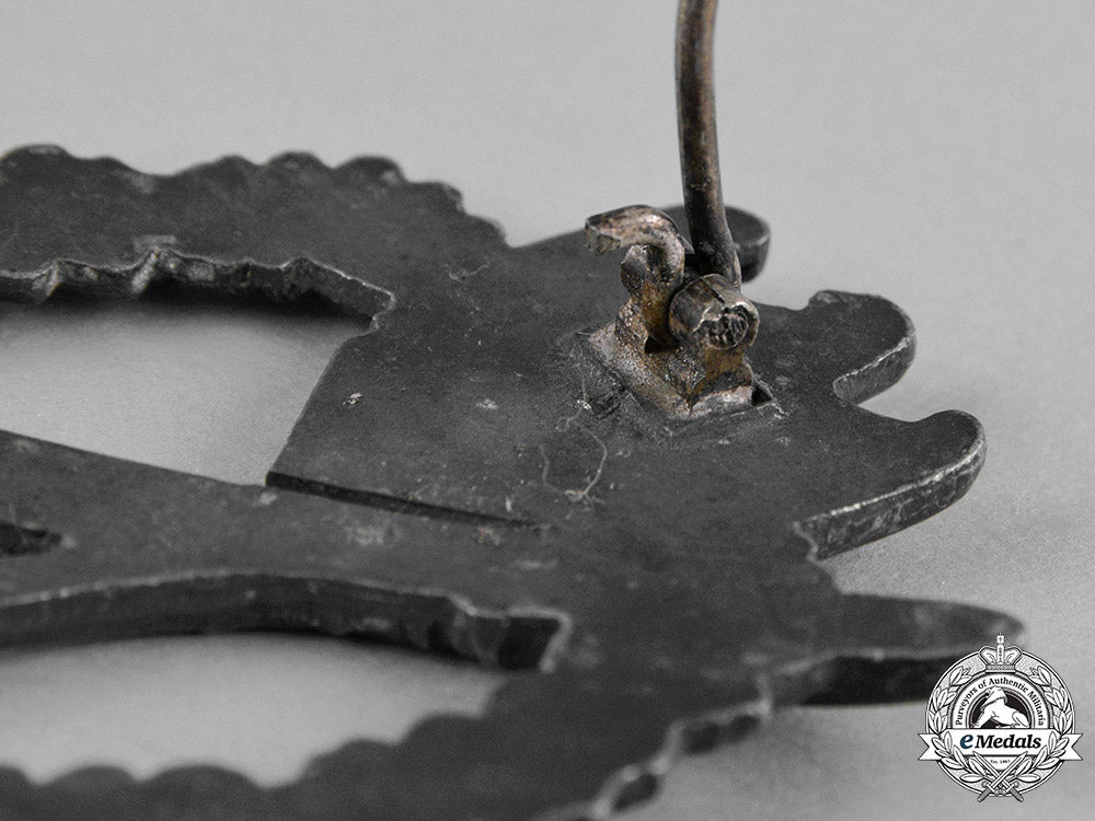 germany,_heer._an_infantry_assault_badge,_silver_grade_c18-053310