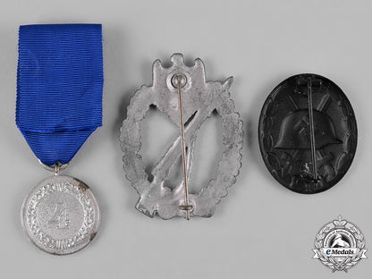 germany,_wehrmacht._a_lot_of_second_war_period_badges_c18-053379