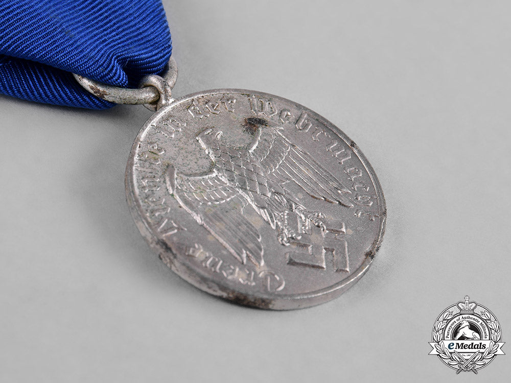 germany,_wehrmacht._a_lot_of_second_war_period_badges_c18-053380