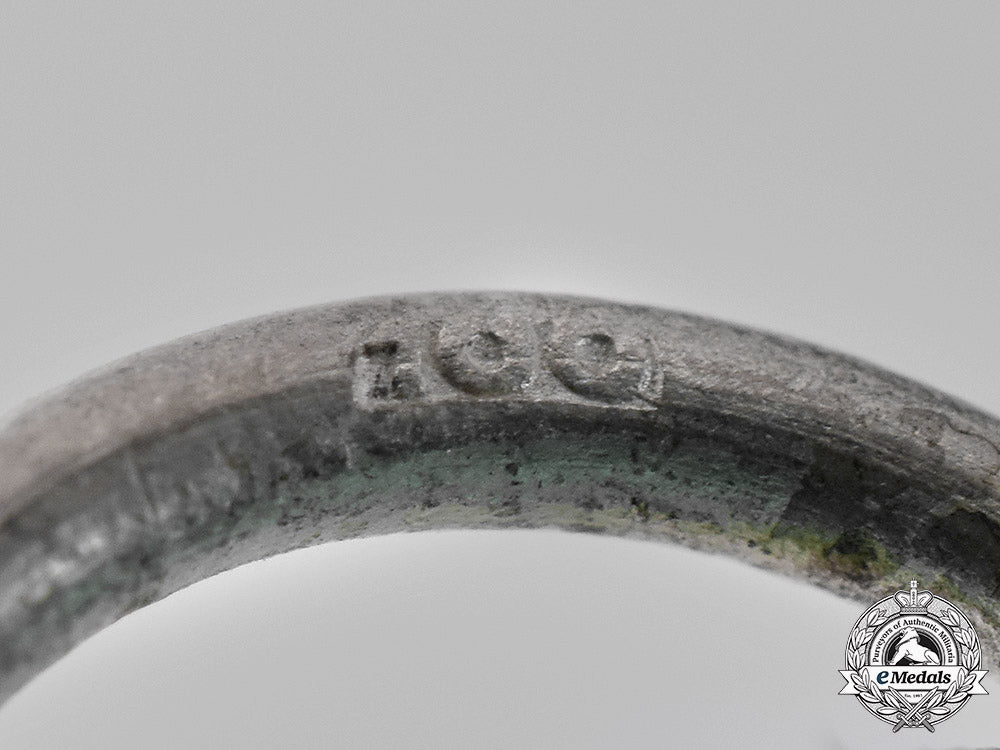 germany,_third_reich._a_pair_of_second_war_period_decorations_c18-053416