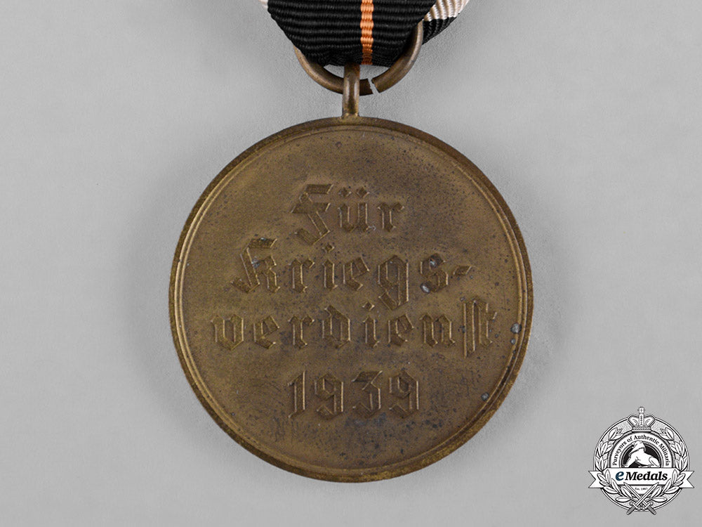 germany,_third_reich._a_pair_of_second_war_period_decorations_c18-053418